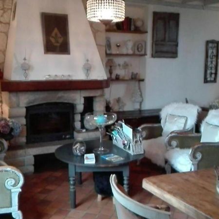 Domaine Du Mont Scolan Bed & Breakfast Montgardon Exterior photo